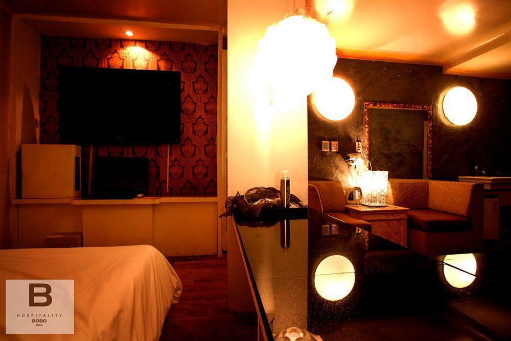 Bobo Hotel Hongdae Seoul Exterior photo